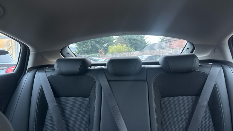 Vauxhall Insignia 1.6 Turbo D [136] Tech Line Nav 5dr Diesel Hatchback